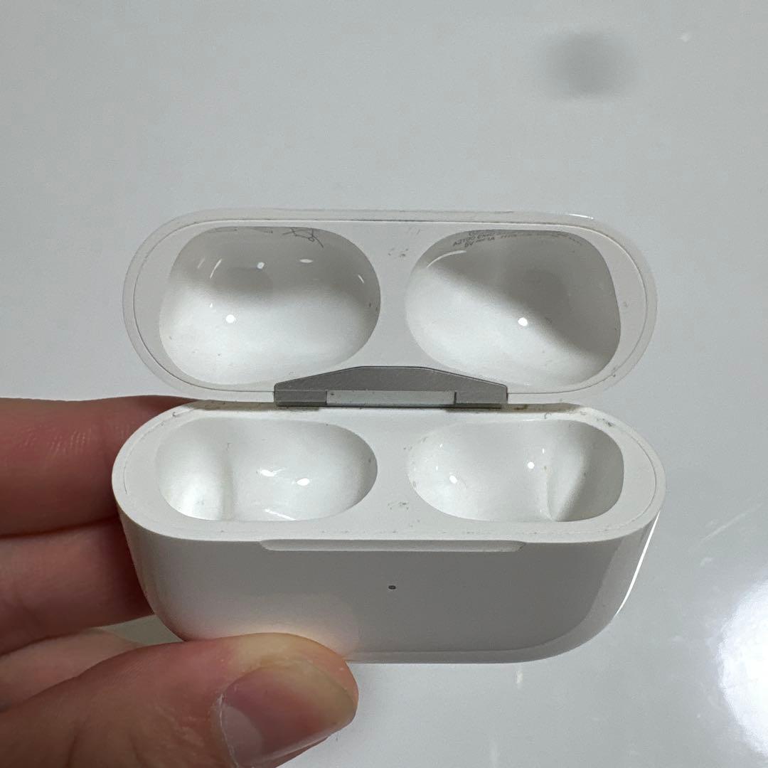 AirPods Pro 第2世代　左耳のみジャンク品