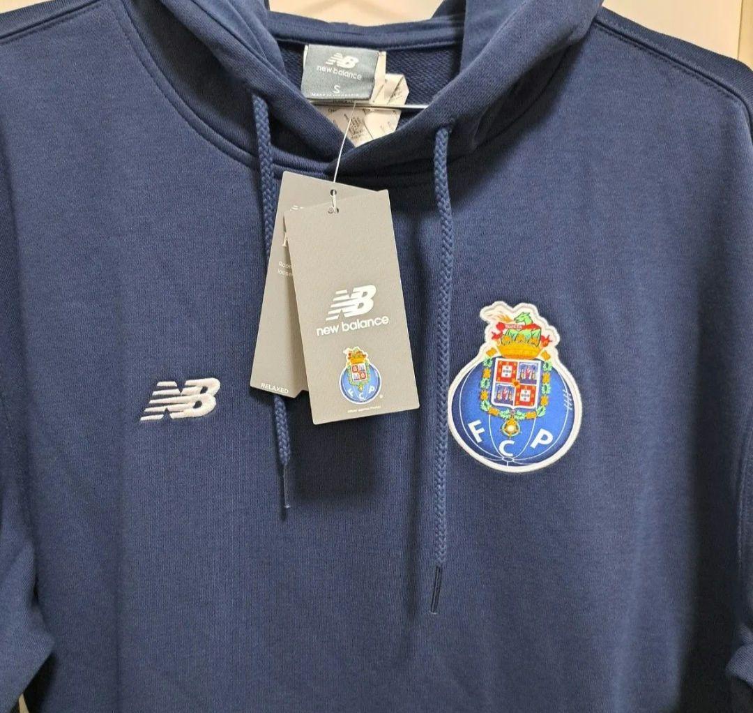 【新品美品】パーカー ニューバランス FCポルト スウェット Mサイズ