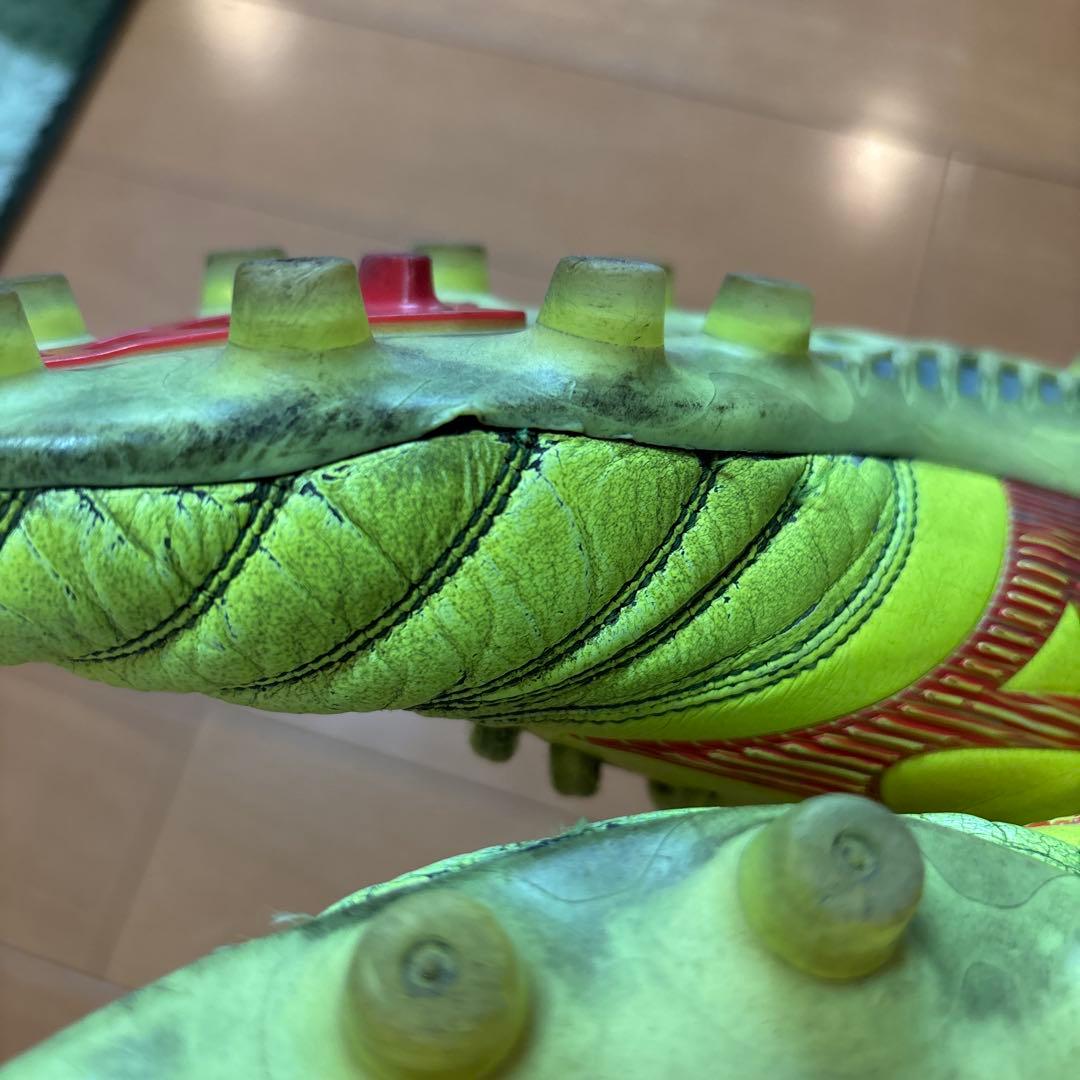 ミズノ　モレリアネオ4 Japan 限定カラー　26.0㎝