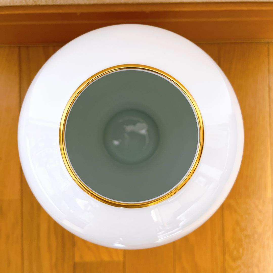 大倉陶園 即位御大禮記念 傑作品 深青地　窓絵菊花模様花瓶　限定版コレクション