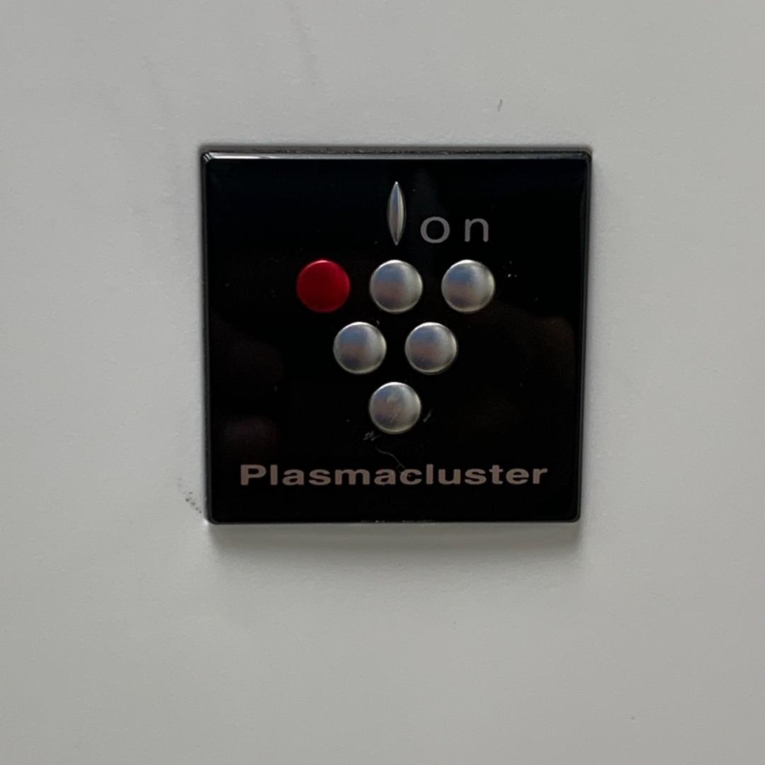 ★シャープ　衣類乾燥除湿器　プラズマクラスター　CV-R180　2024年製