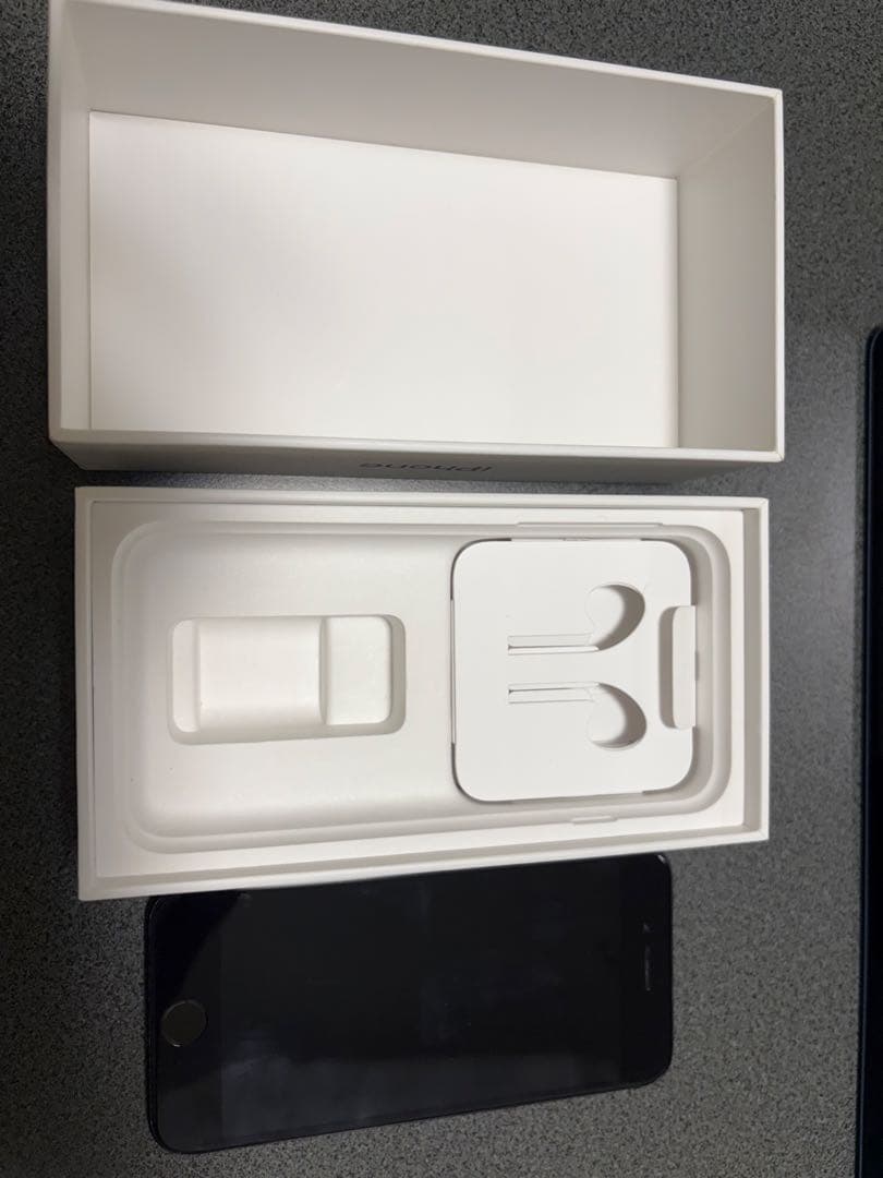 Apple iPhone 7 ブラック 32GB