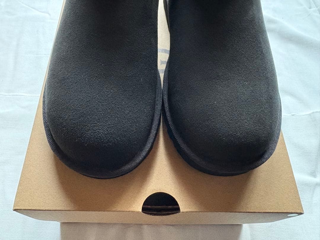 「新品」UGG ウルトラミニ　US8 黒 ムートンブーツ