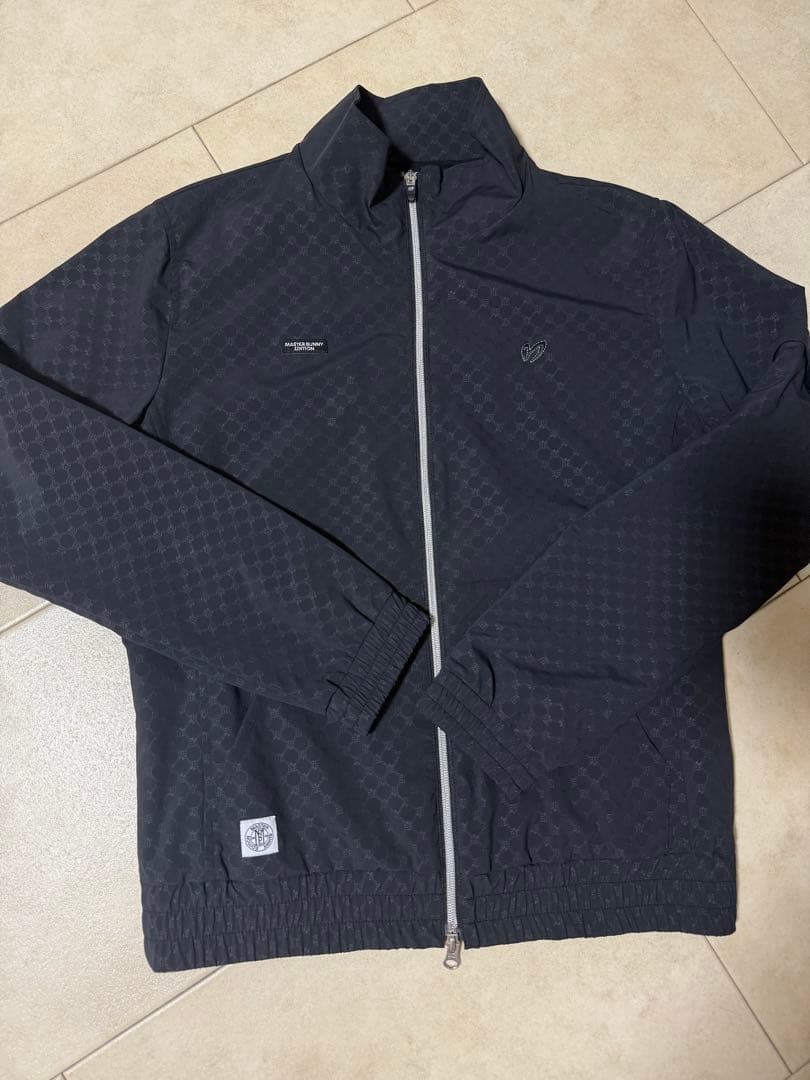 MASTER BUNNY EDITION ブラックジャケット モノグラムブルゾン