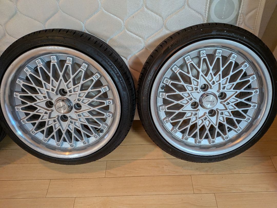 15インチ　メッシュホイール