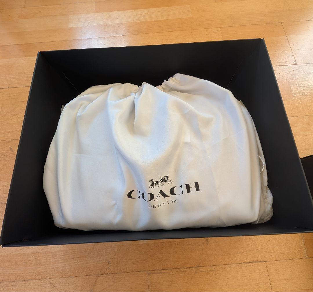 『新品美品』Coachメトロポリタントートバッグ　ビジネスレザー黒2way
