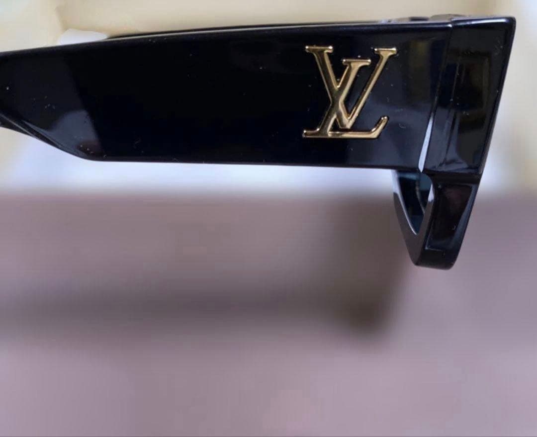 u*f様 レア Louis Vuitton ブラック サングラス
