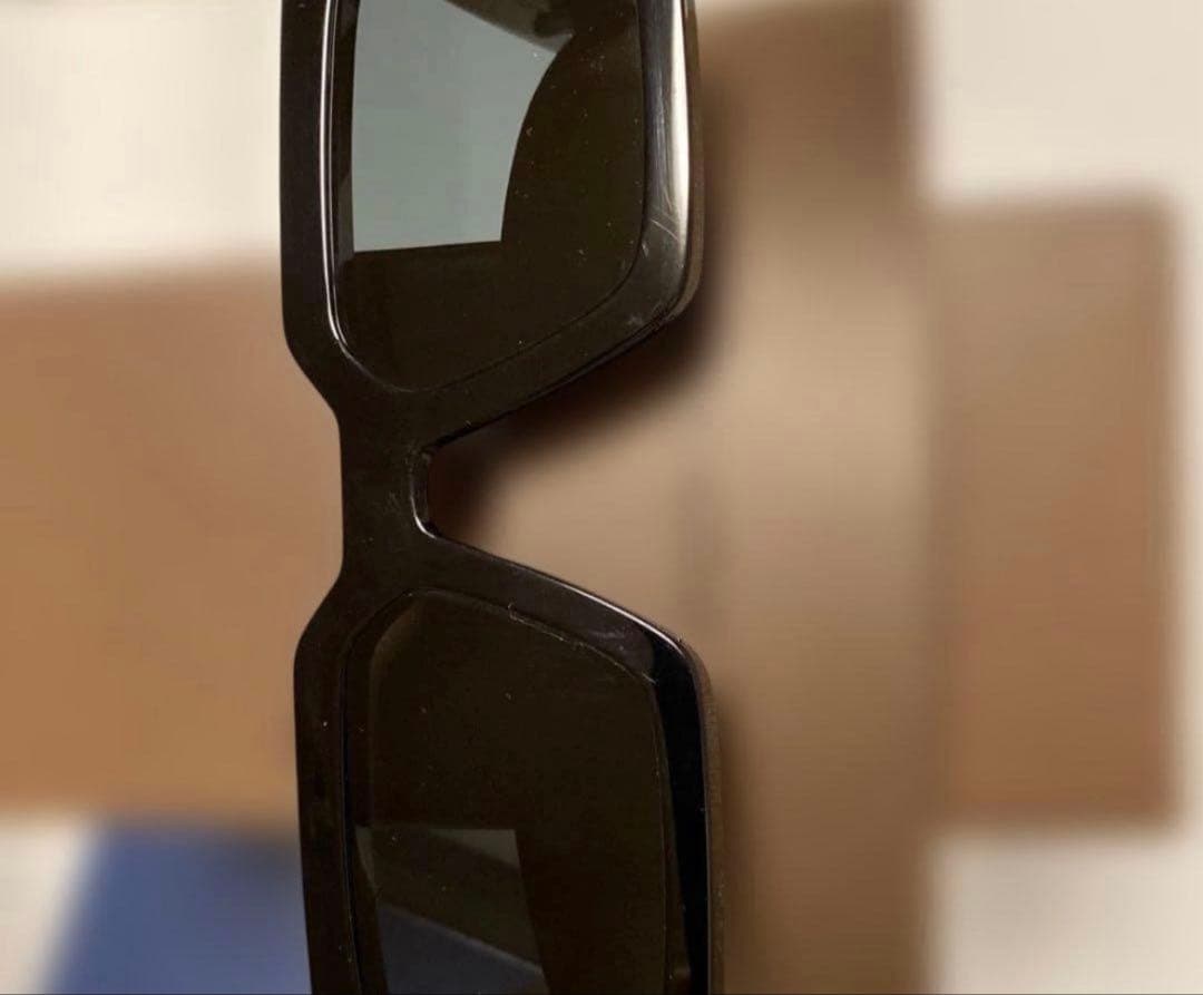 u*f様 レア Louis Vuitton ブラック サングラス