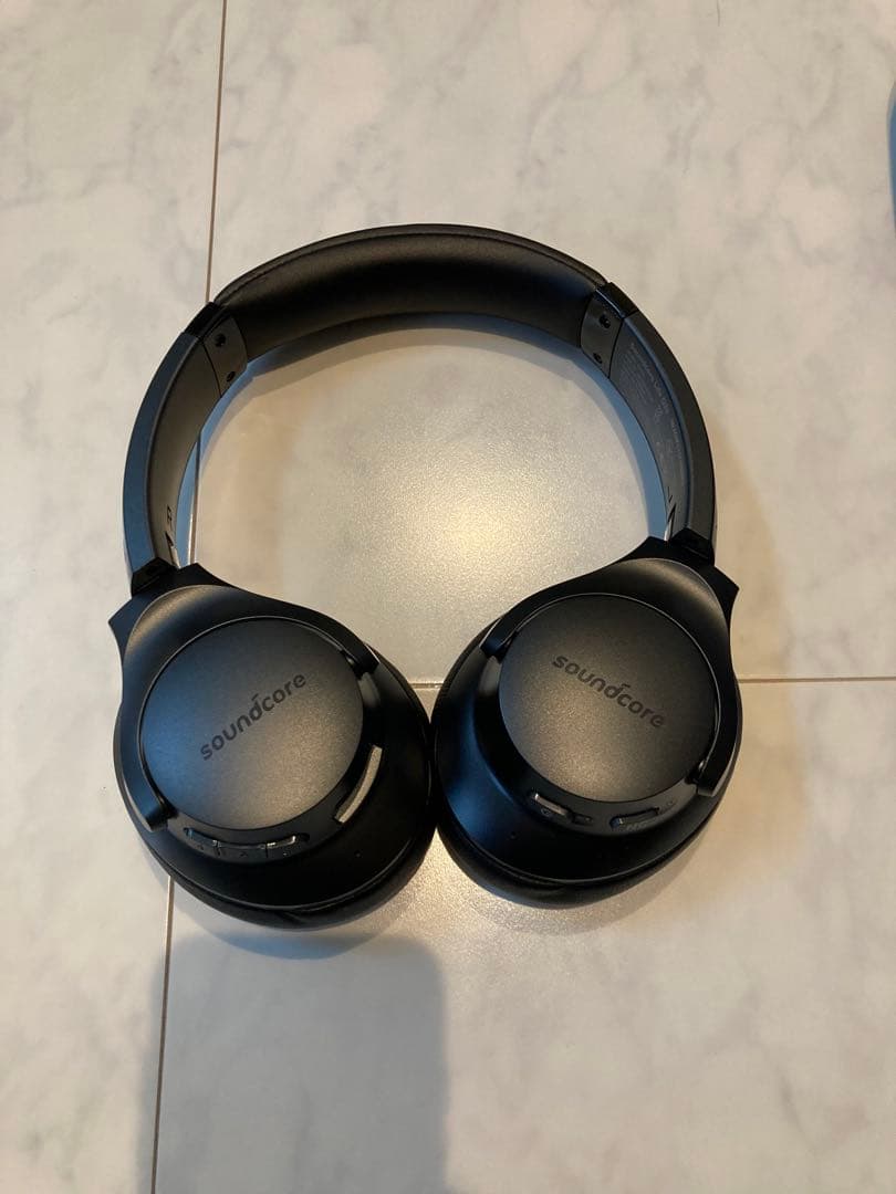 Anker Soundcore Life Q20 ケース付き