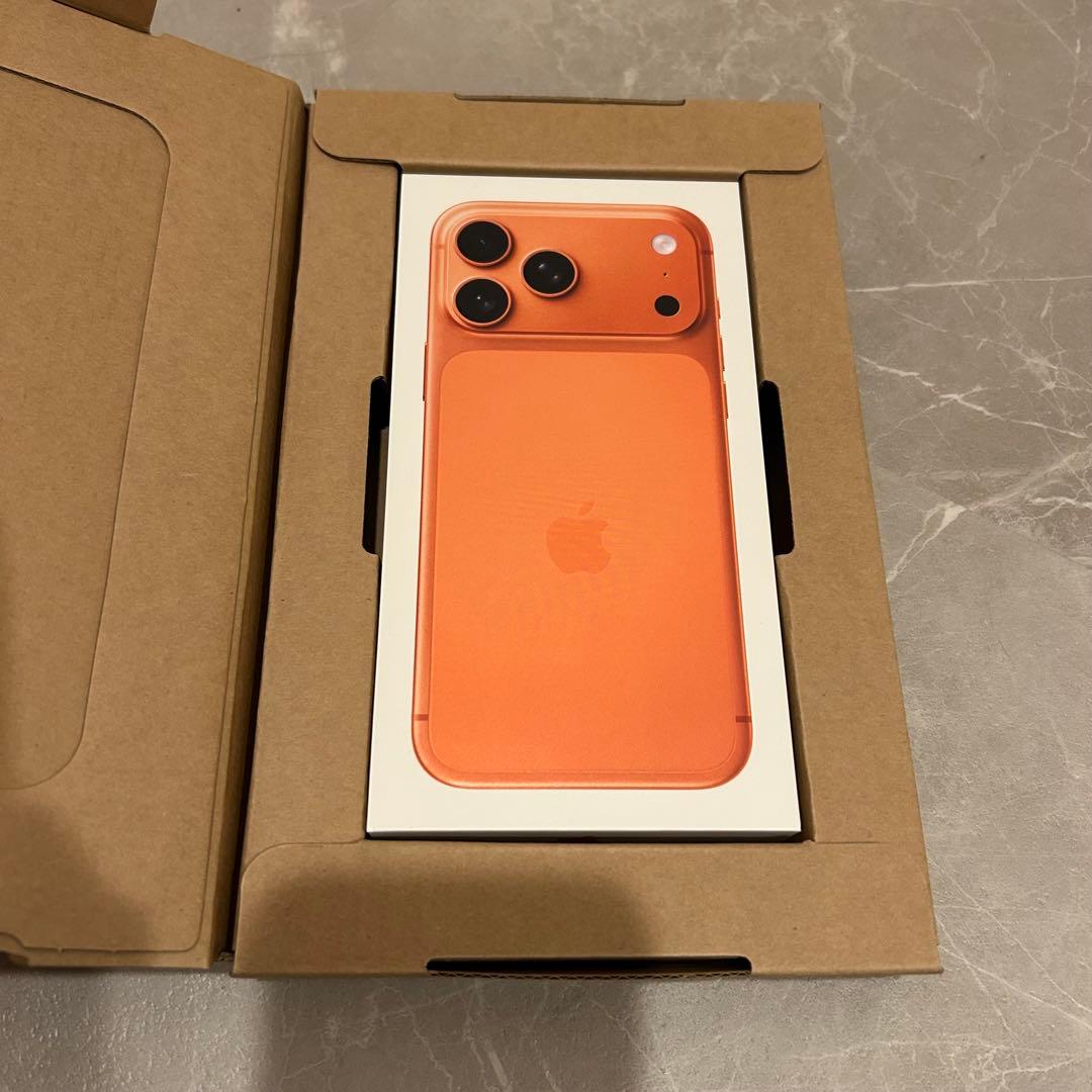 新品・未開封 iPhone 17 Pro Max 256GB オレンジ