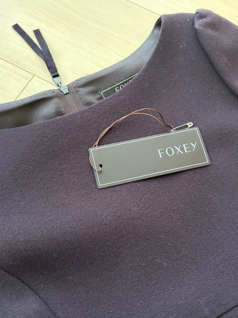 専用　フォクシー　袖付き　ウールワンピース　38