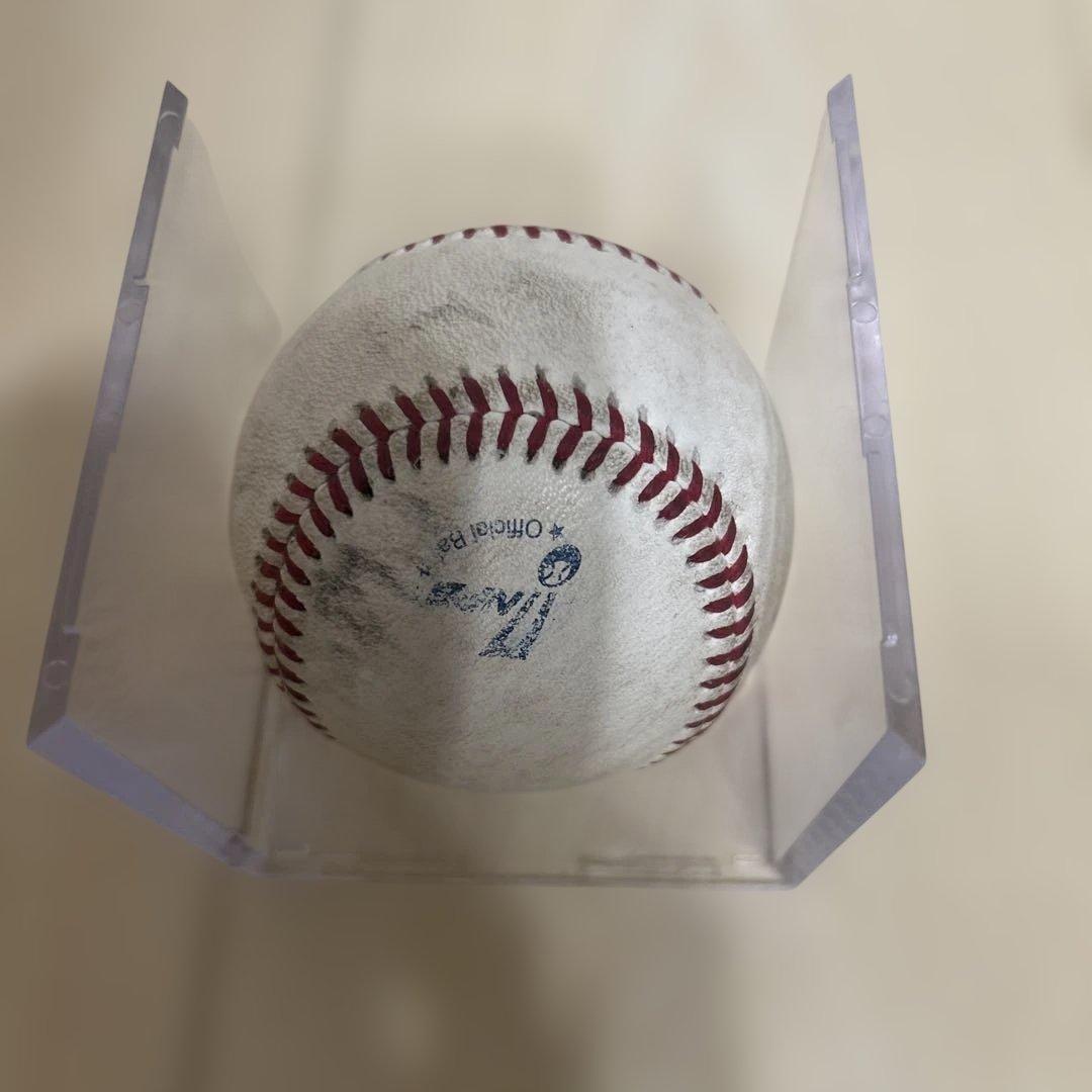 阪神タイガース 近本選手 実使用球 直筆サインボール