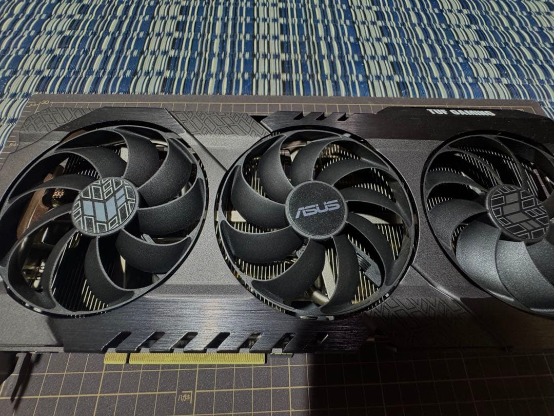 ASUS TUF Gaming RTX3060 8G oc 動作確認済み