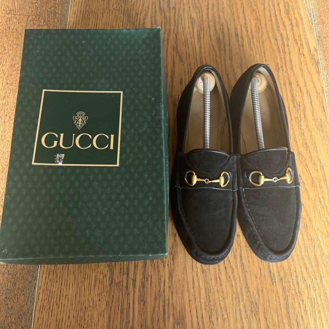 GUCCI ブラックスエード ローファー
