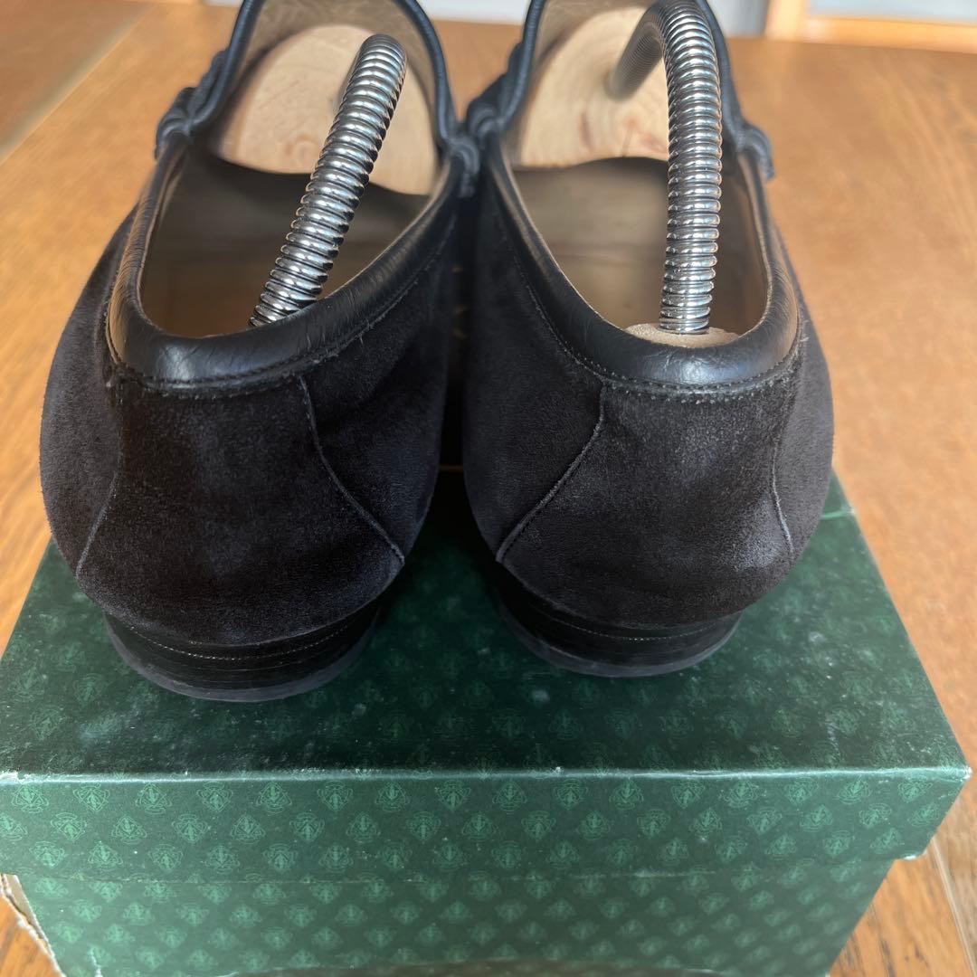 GUCCI ブラックスエード ローファー