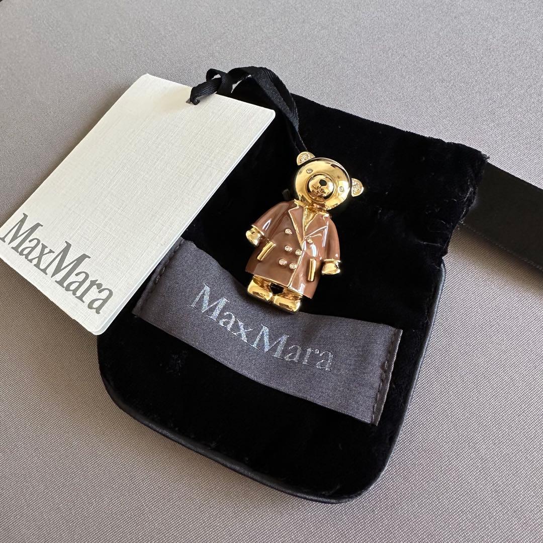 新品 MaxMara テディベアブローチ