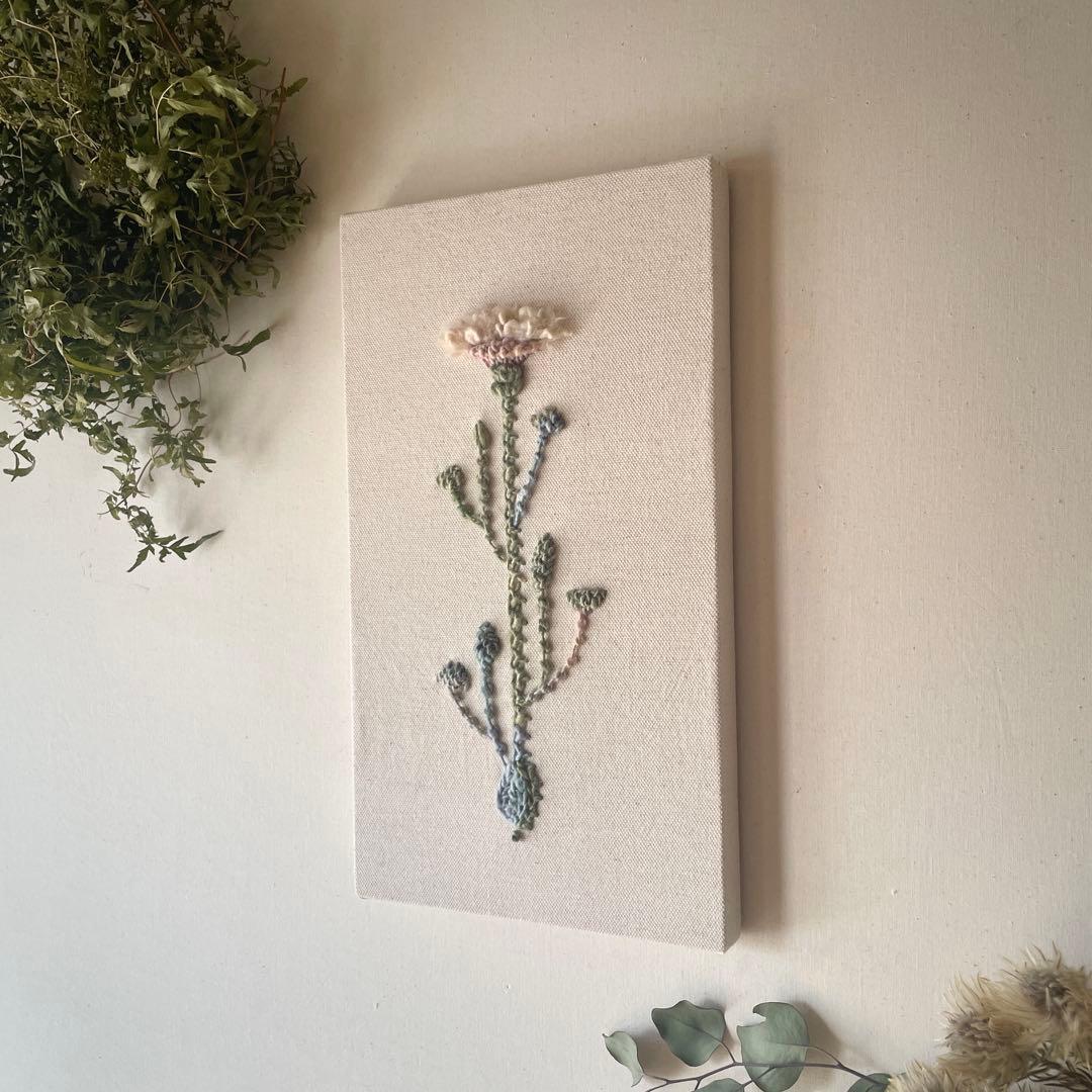 【一点もの】『手紡ぎ糸のお花. f'』手刺繍ファブリックパネル