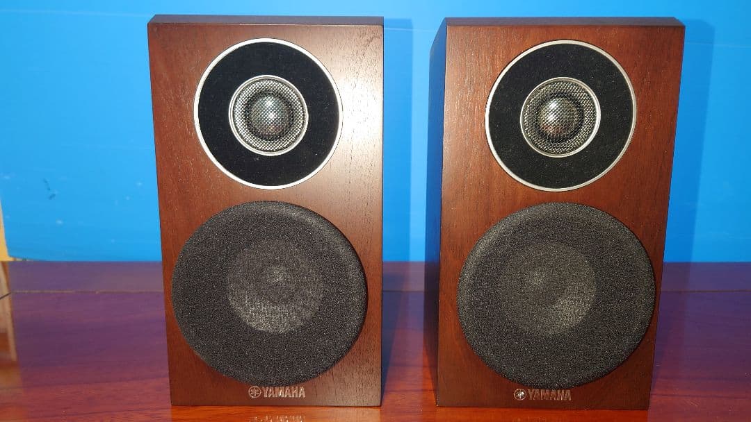 美品　YAMAHA スピーカー　NS-B700 　ペア　；取扱説明書付き