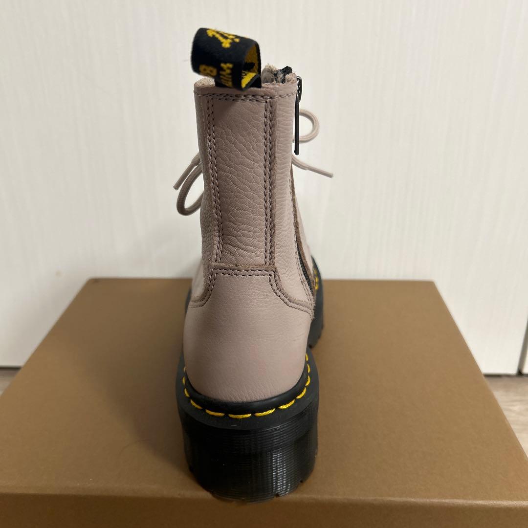 Dr.Martens 8 ホールブーツ　ベージュ　ドクターマーチン　UK4