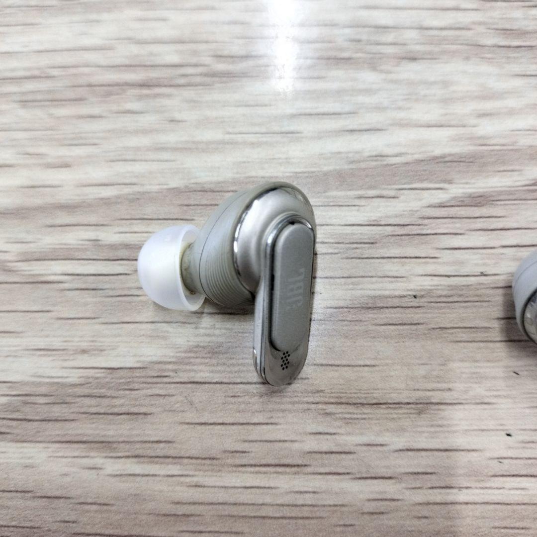 イヤホン JBL tour por 2