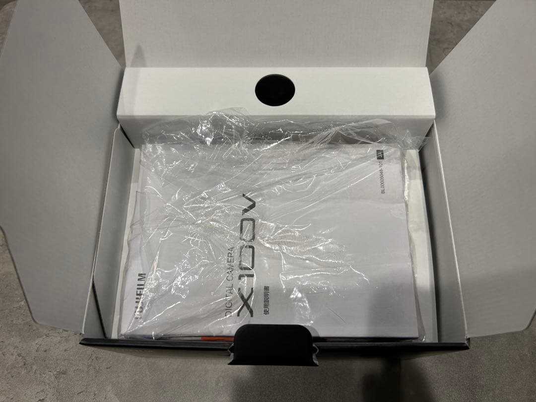 FUJIFILM X100V ブラック