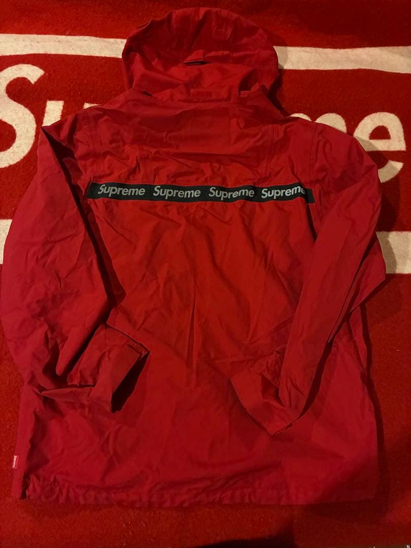 Supreme レッド ナイロンジャケット Mサイズ