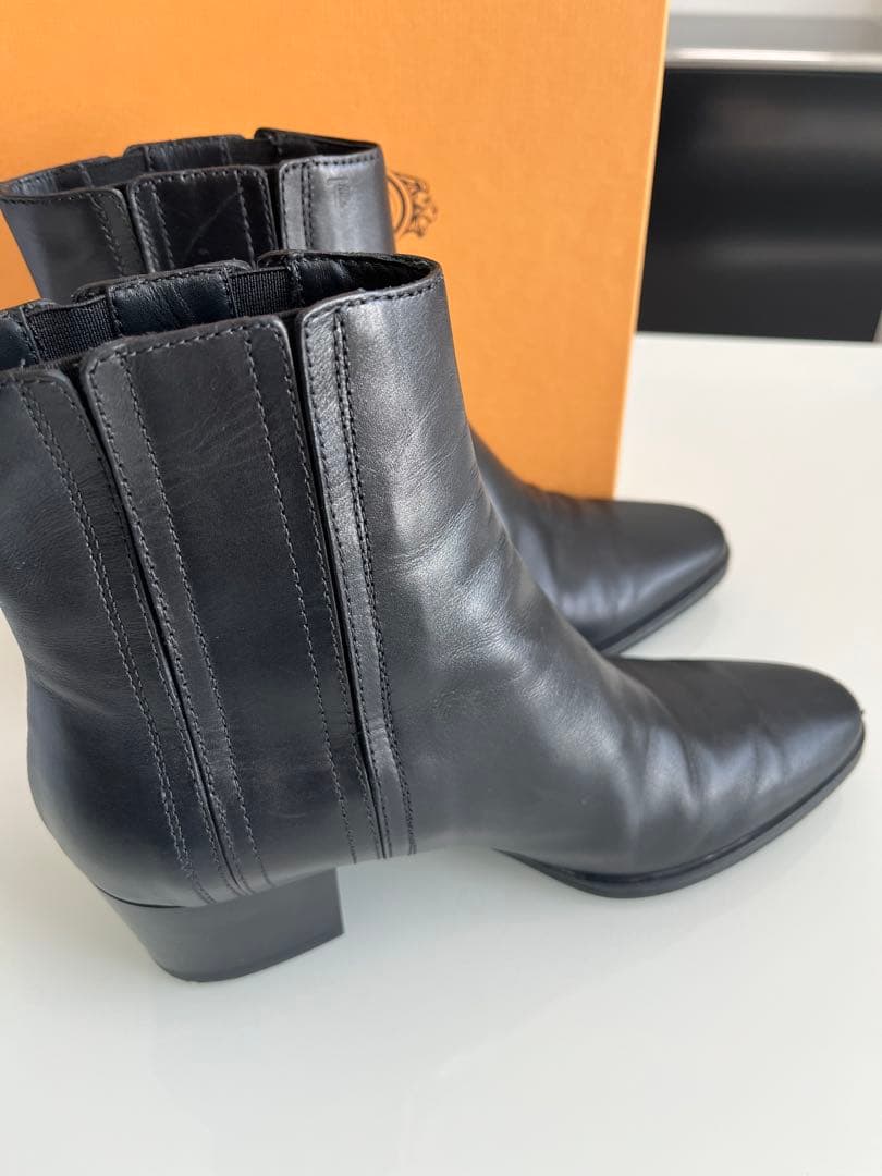 TOD'S ブラック サイドゴアブーツ　23.5センチ