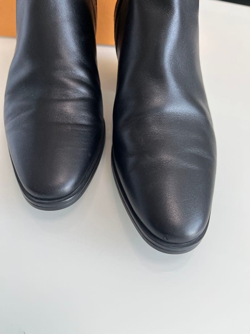 TOD'S ブラック サイドゴアブーツ　23.5センチ