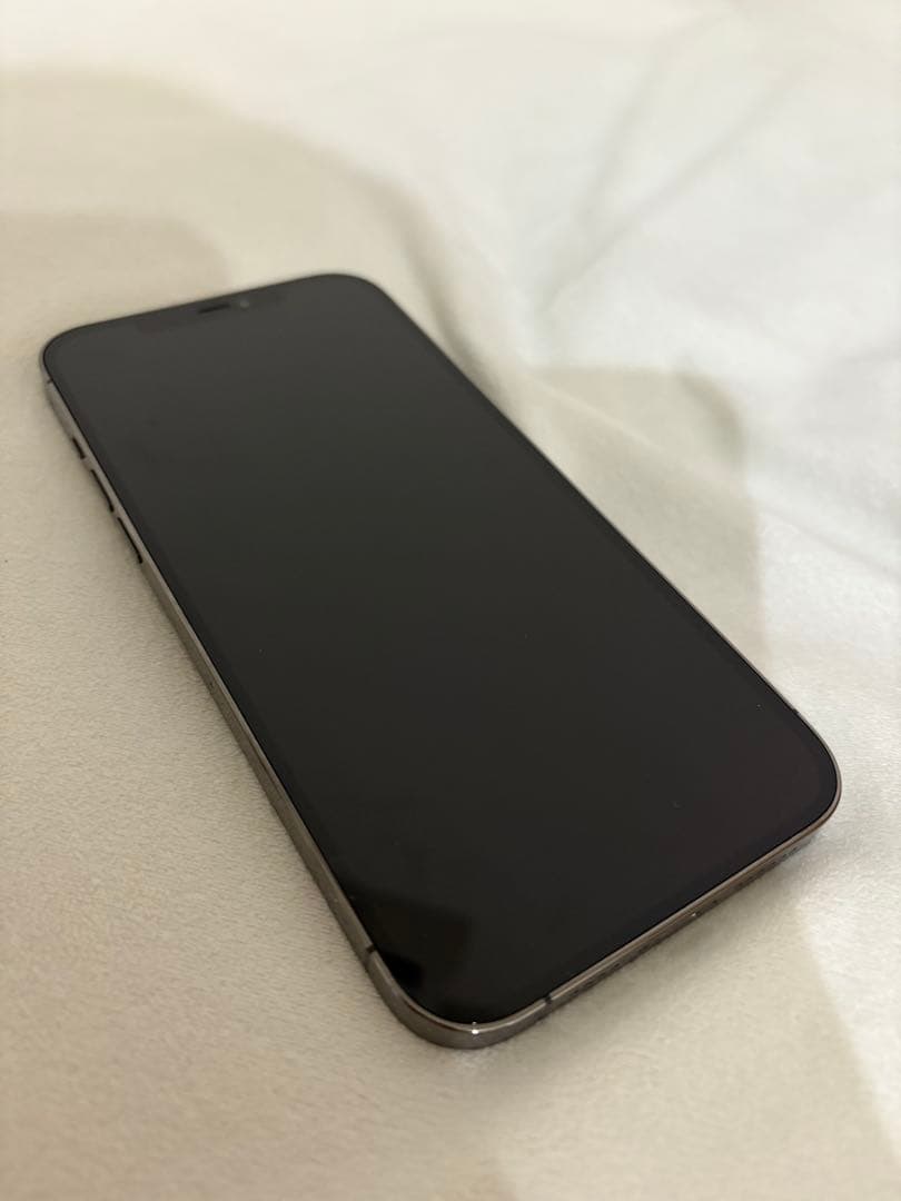 iPhone 12ProMax グラファイト 256GB 本体 （カメラ割れ）