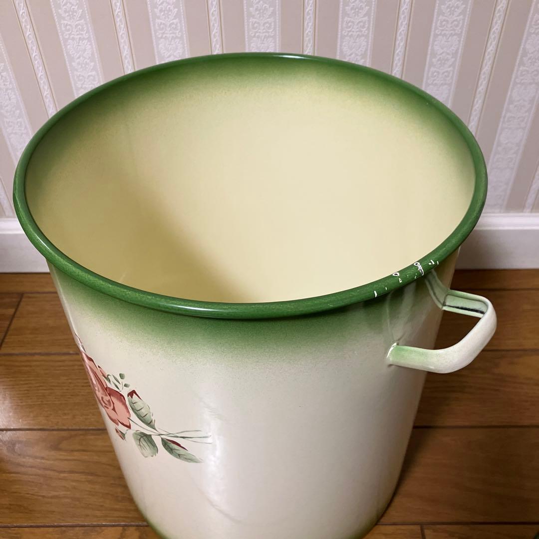 イマン　イヴ　トラッシュ缶　ストッカー