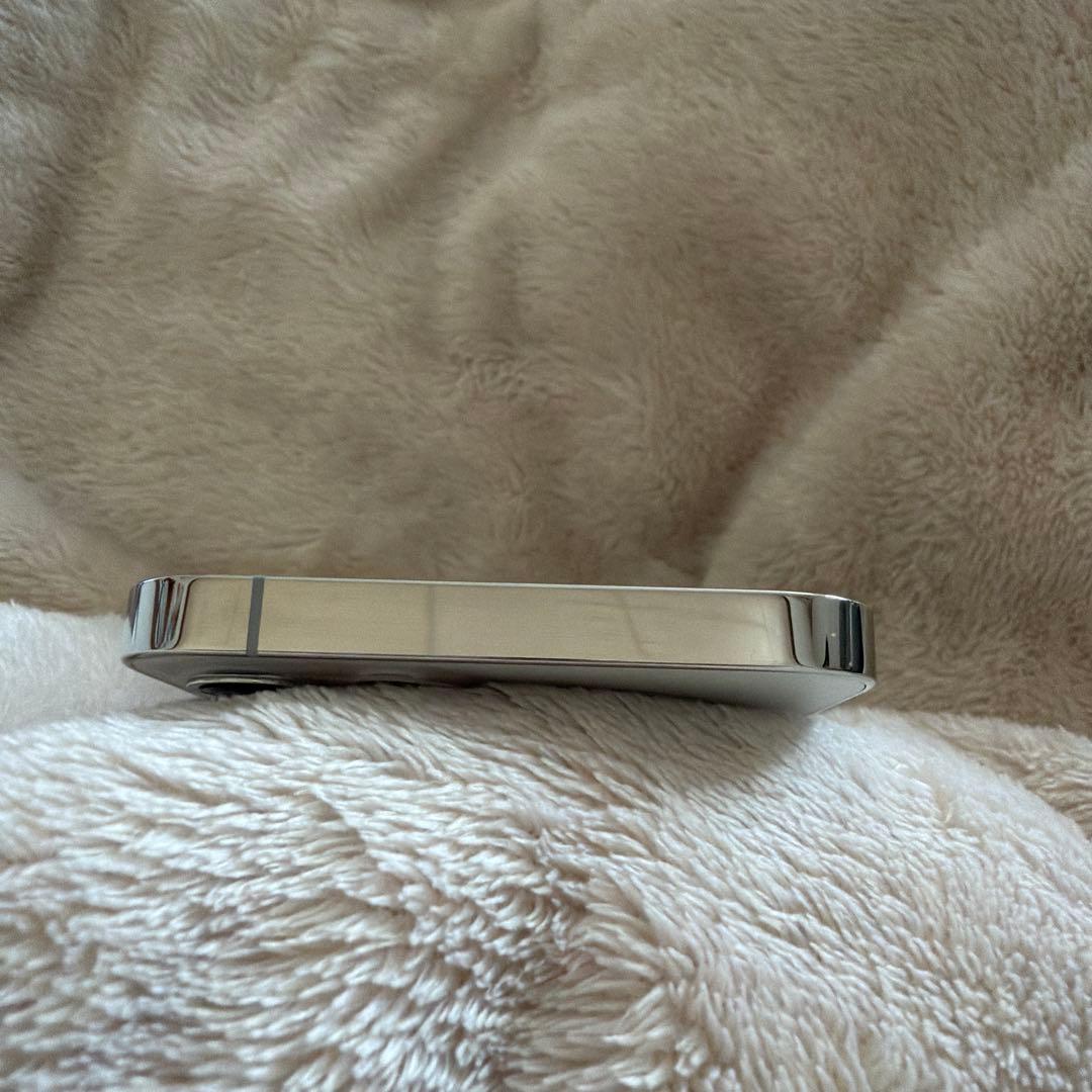 北*ん様 Apple iPhone 12Pro シルバー 本体 SIMフリー