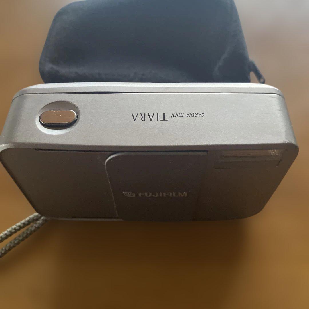 FUJIFILM TIARA シルバー フィルムカメラ