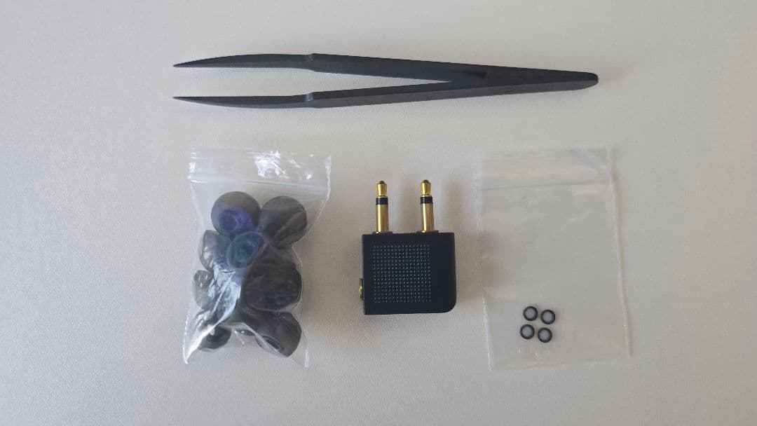 水月雨(MOONDROP)耳掛け式カナル型イヤホン KXXS