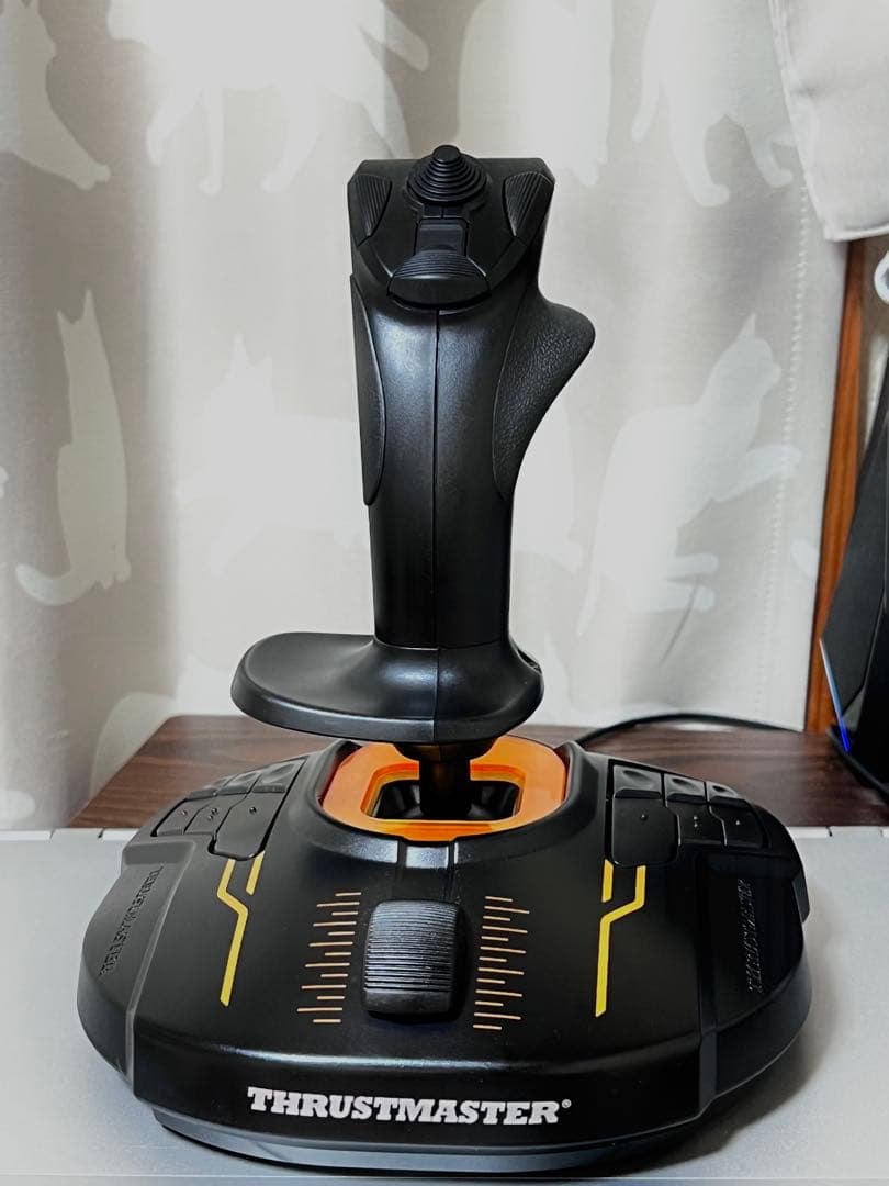 PC用ゲームコントローラー・コンバーター THRUSTMASTER T16000M