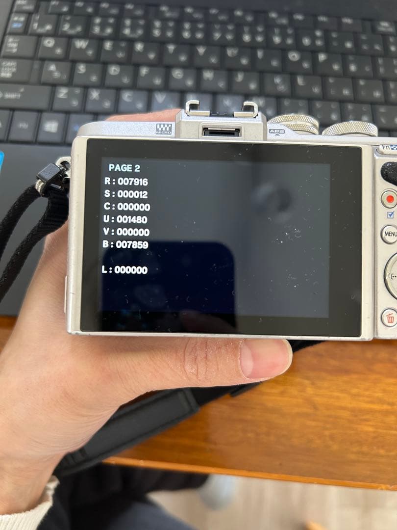 OLYMPUS E-PL8 ミラーレスカメラ レンズ付き14-42mm