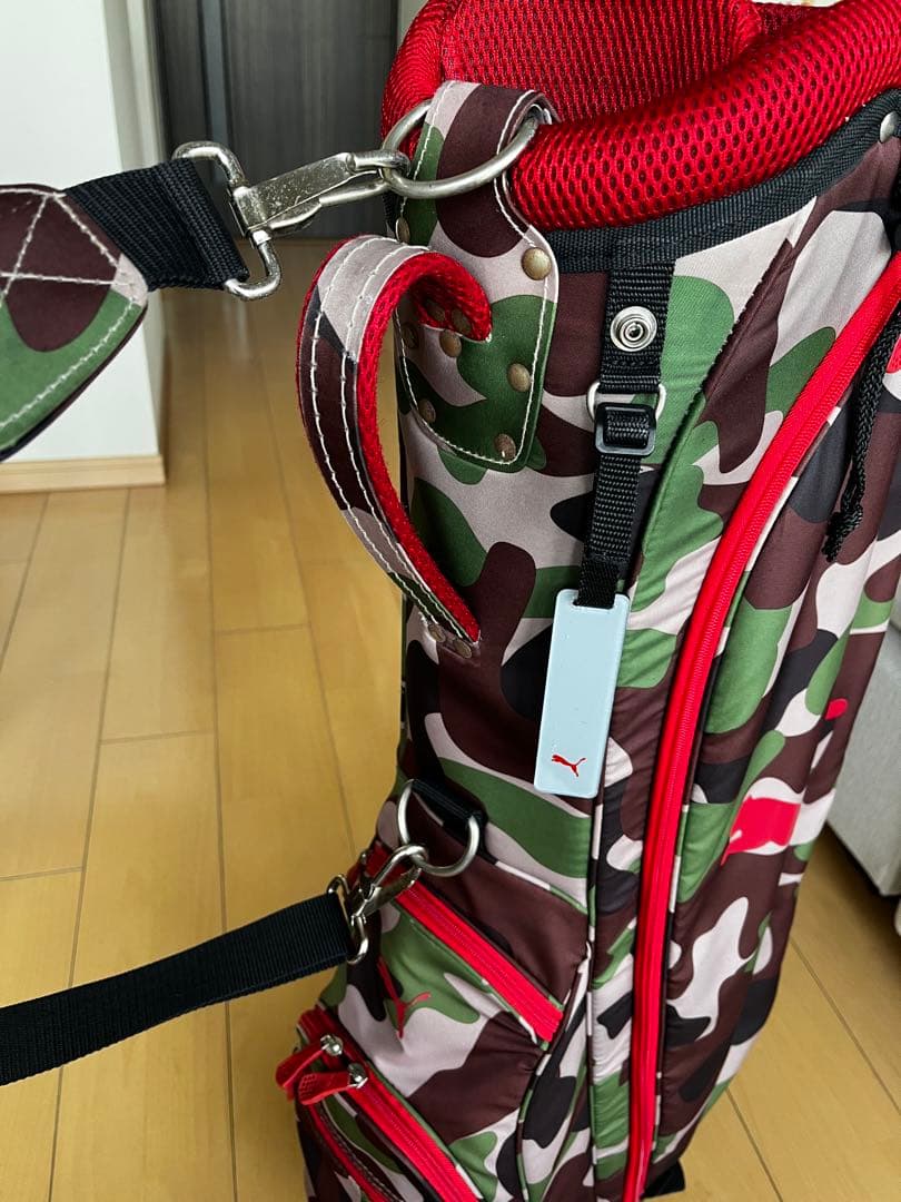 良品PUMA プーマ キャディバッグ 人気の迷彩 カモフラ柄 ゴルフバック　軽量