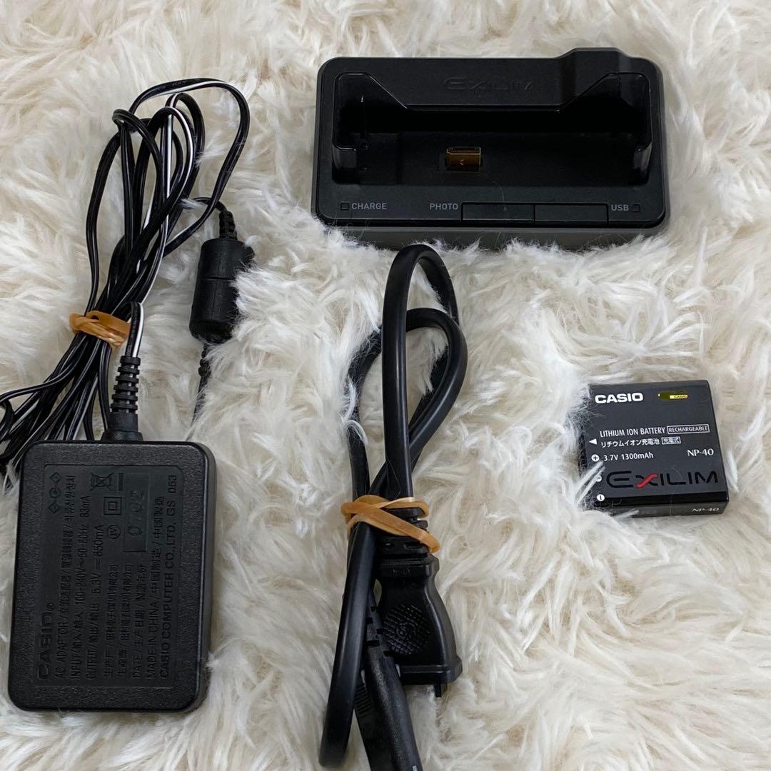 【動作確認済み】CASIO EXILIM EX-Z700 シルバー デジカメ