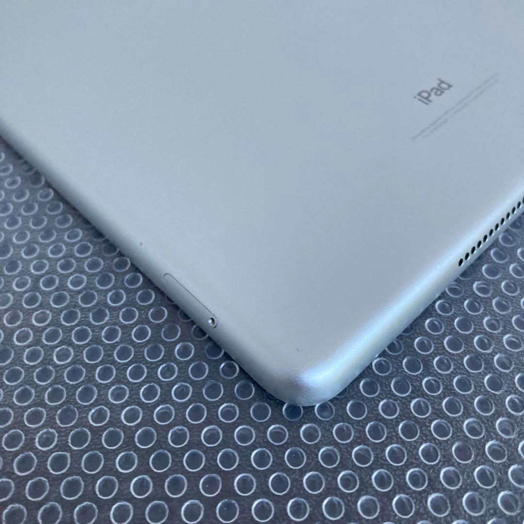 3200【早い者勝ち】iPad5 第5世代 128GB SIMフリー☆