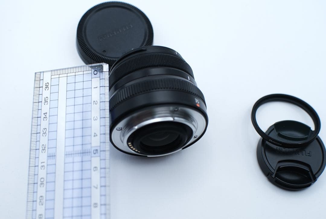 富士FUJIFILMフイルム XF 35mm F2 R WR 防塵防滴耐低温