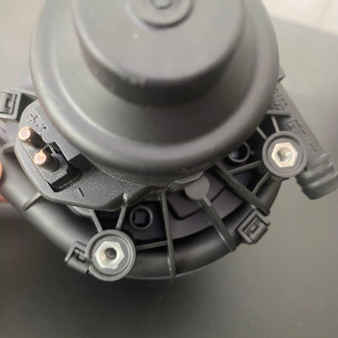 純正OEM BOSCH製 ベンツ エアーポンプM272(V6) M273(V8)