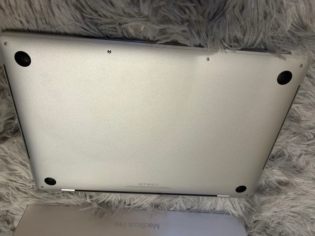 MacBook 13インチ