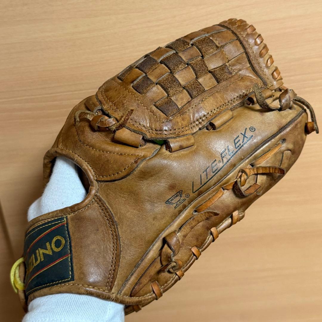 MIZUNO ミズノ ライトフレックス 右投げ 硬式用 野球 グローブ