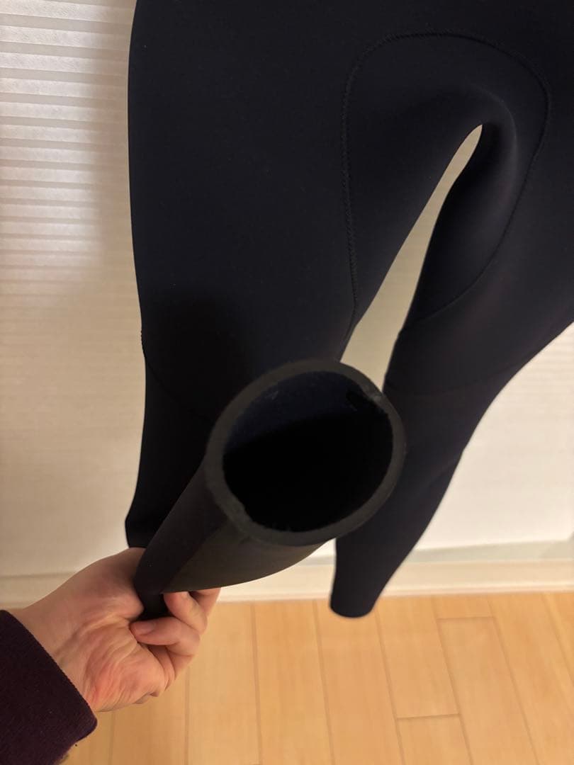 未使用BILLABONG セミドライ ウェットスーツ Lサイズ5mm×3mm