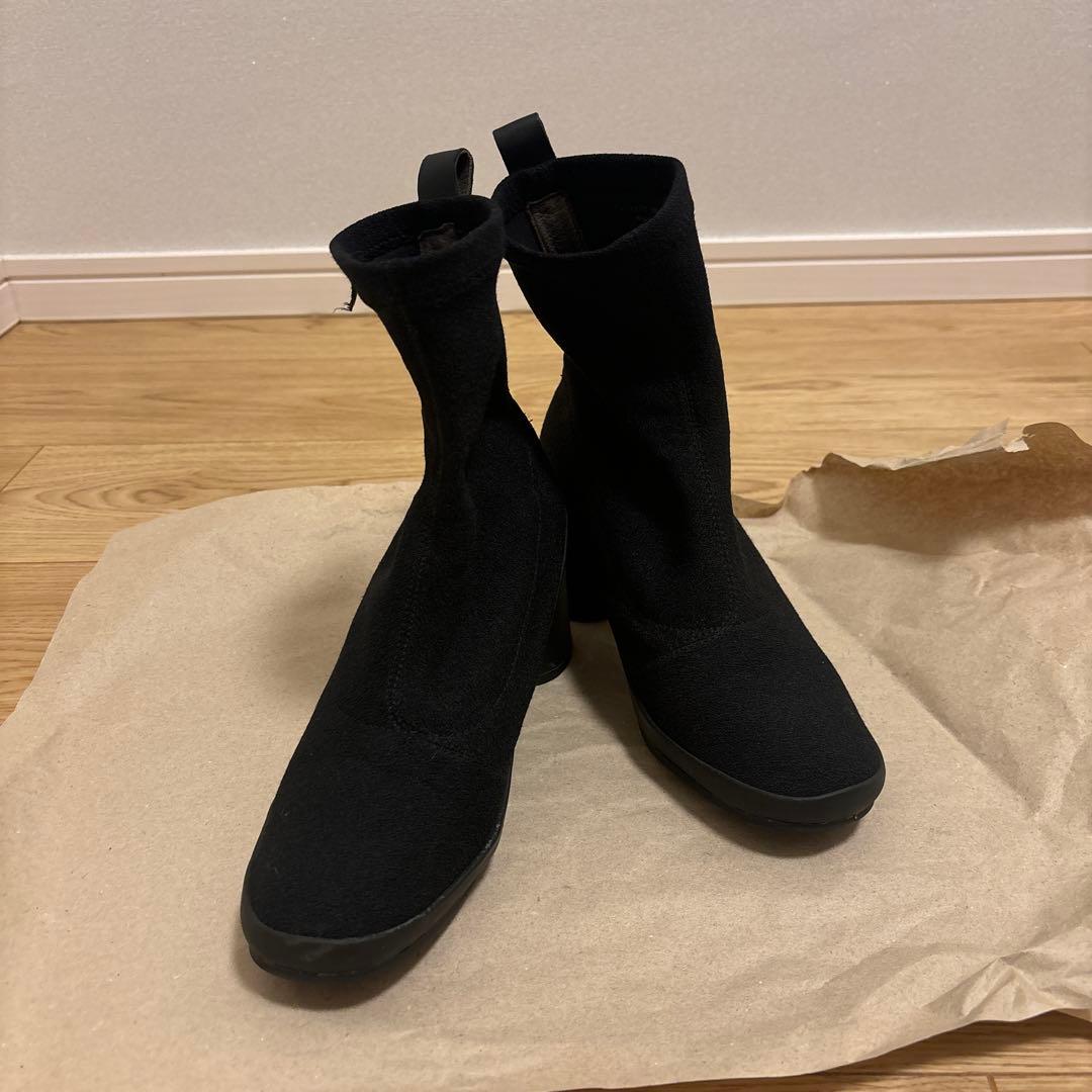 【美品】GIMMER ブラック サイドゴアブーツ 中ヒール　Gore-tex仕様