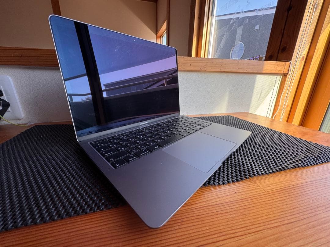 M1 MacBook Air 8GB 【キーボード不良タッチパッド不良】