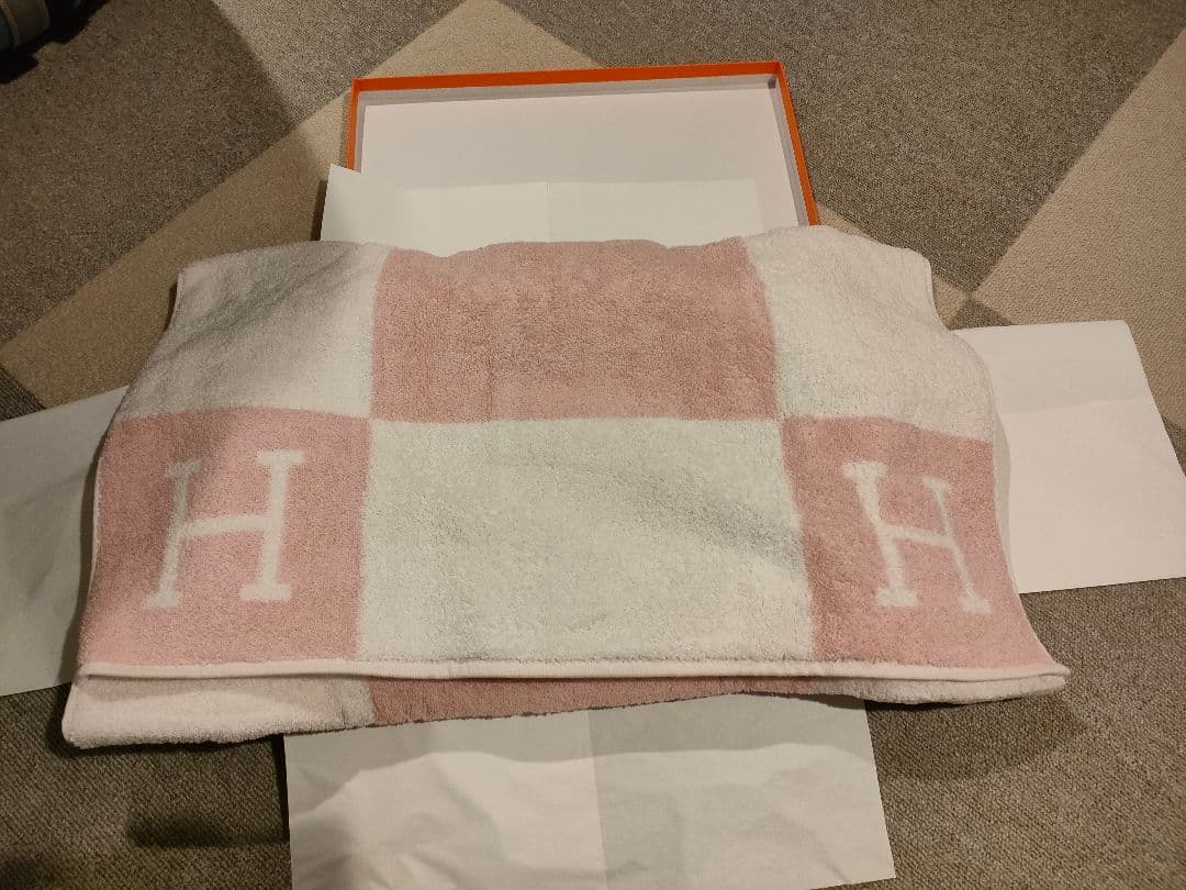新品未使用　HERMES エルメス　アヴァロン　ベビータオル フェイスタオル
