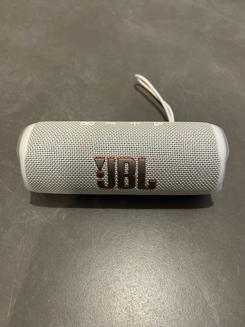 プラムさま専用♡JBL FLIP 6 ホワイト ワイヤレススピーカー