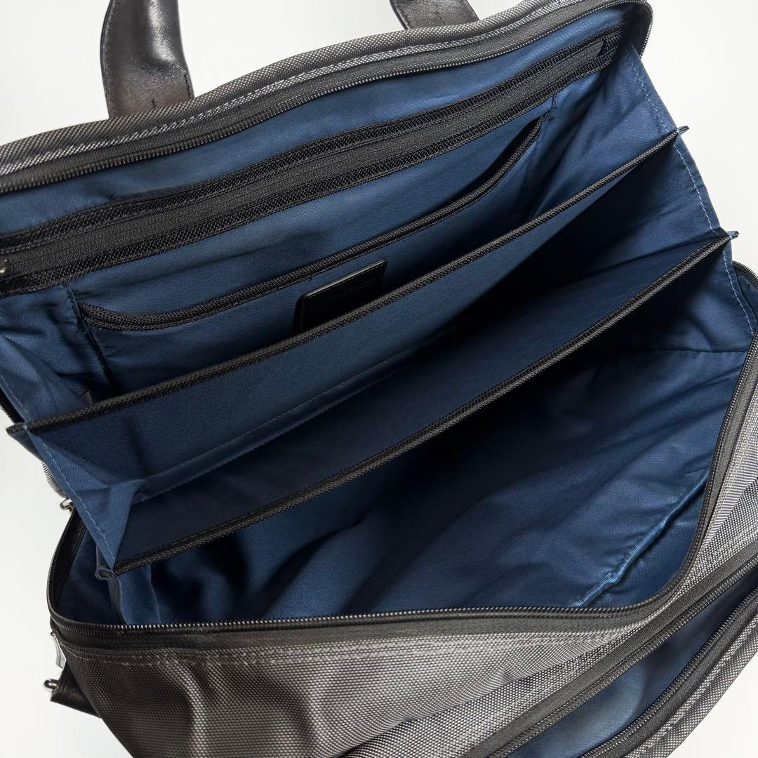【美品】トゥミ　ビジネスバッグ　2way アルファ2 エクスパンダブル　グレー