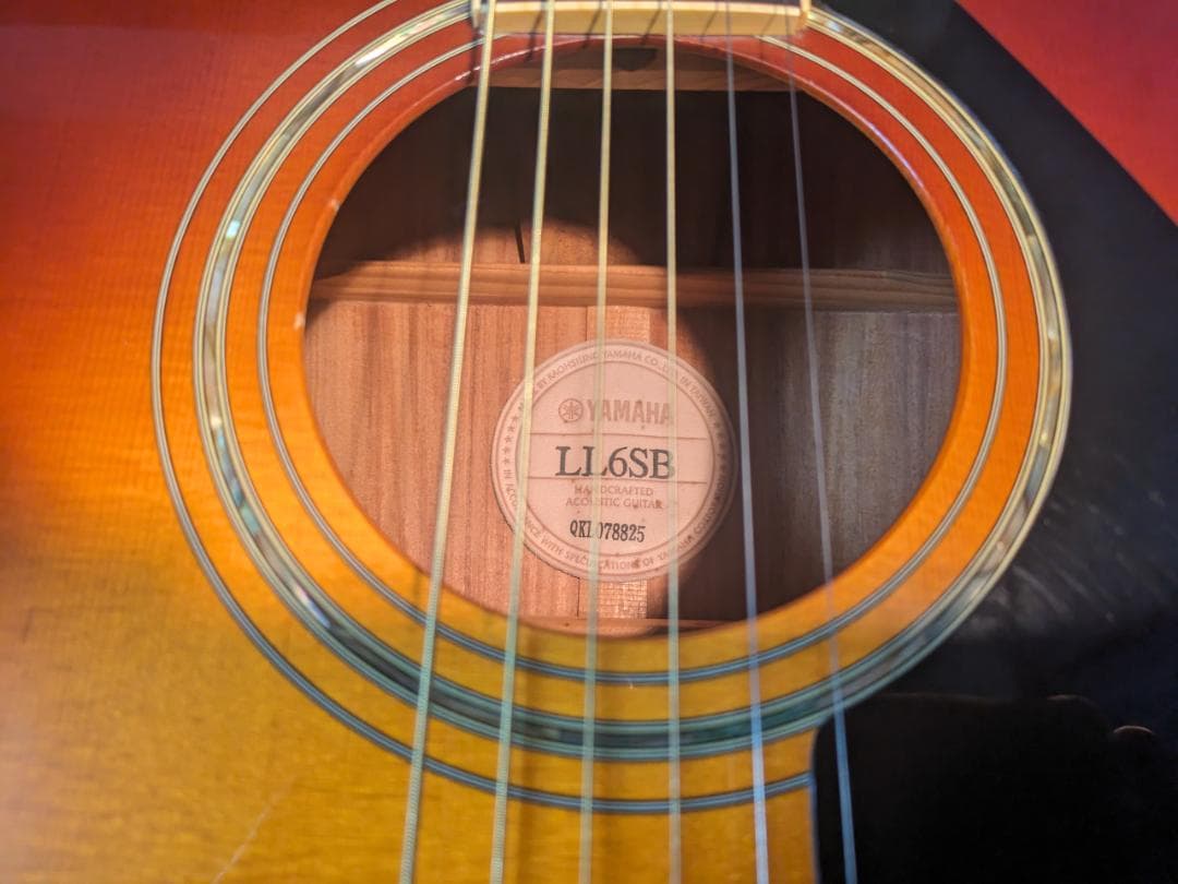 ■YAMAHA LL6SB ビンテージギター 激鳴、激美 送料は無料 !
