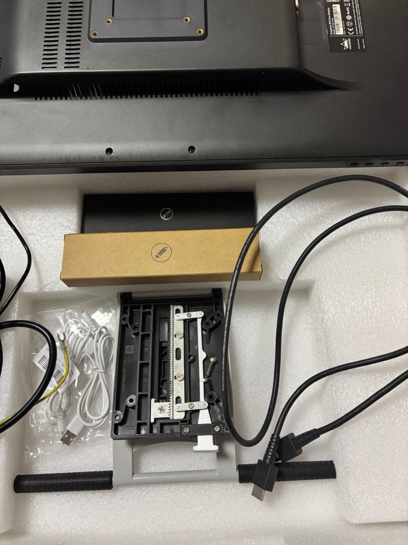 Huion Kamvas GT-221Pro 液晶ペンタブレット　訳アリ